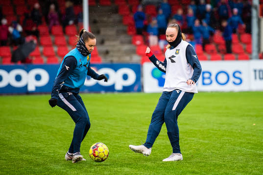 Ina Helen Levorsen Skaug and Birgitte Bjørlykhaug of Røa