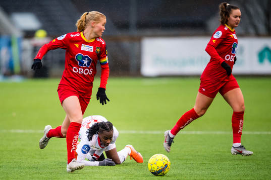 Katrine Emilie Winnem Jørgensen of Røa and Kennya Kinda