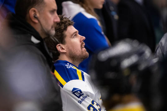Leksands målvakt Axel Brage i båset