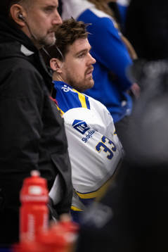 Leksands målvakt Axel Brage i båset