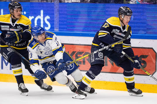 s Emil Johansson