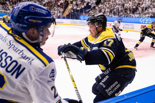 s Emil Johansson