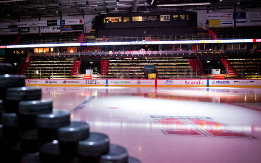 Guld-stolar i Behrn Arena