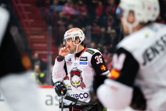 Malmö Redhawks Matias Myttynen deppar