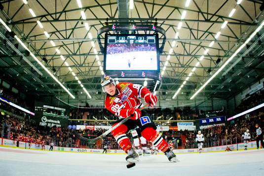 Örebros Joonas Rask gör mål i tom kasse men målet döms