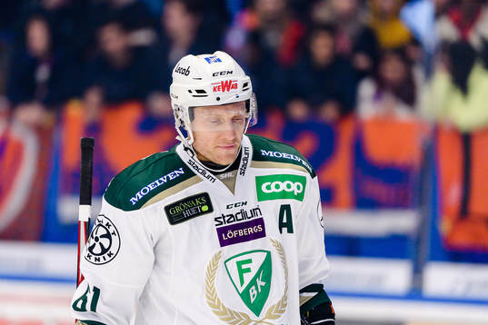 Färjestads Johan Ryno deppar