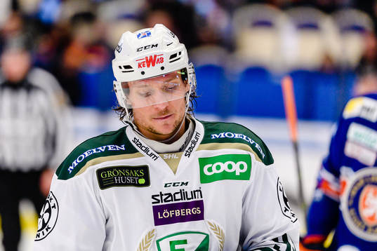 Färjestads Jesper Olofsson deppar