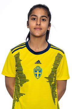 Lyan Al-Rikabi i F15-landslaget