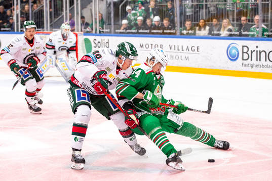 Frölundas Joel Mustonen och Rögles Adam Edström