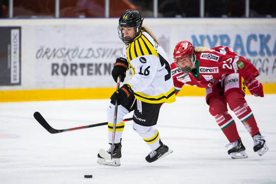 Brynäs Katerina Mrazova och Modos Olivia Carlsson