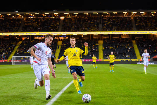 Heini Vatnsdal of Faroe Islands and Sebastian Andersson of