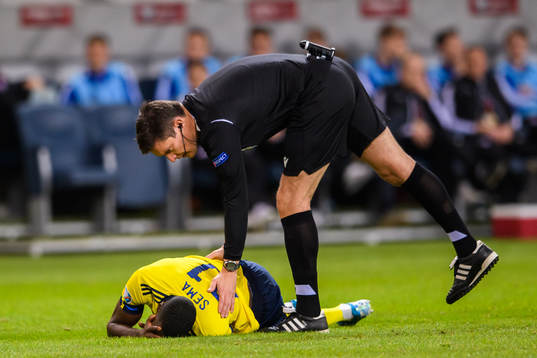 Ken Sema of Sweden in pain