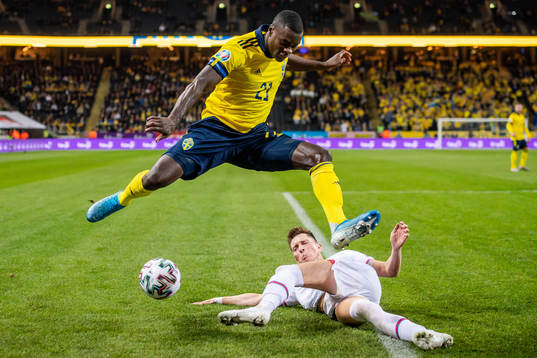 Ken Sema of Sweden and Kaj Leo Bartalsstovu of Faroe Islands