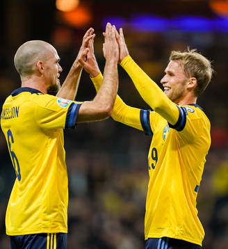 Sebastian Andersson (r) celebrate with Marcus Danielson of
