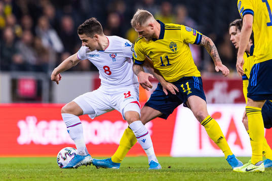 Brandur Hendriksson Olsen of Faroe Islands and John
