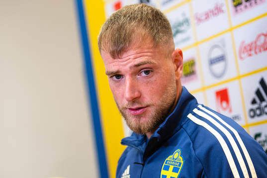 John Guidetti of Sweden