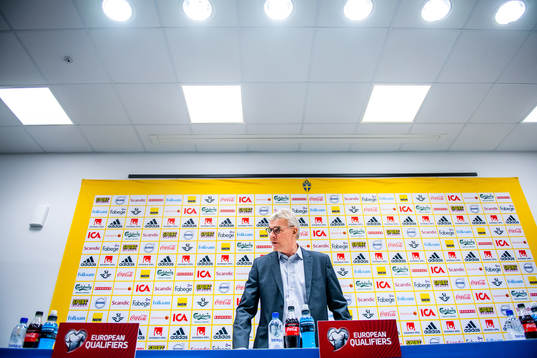 Lars Olsen, head coach of Faroe Islands at the press