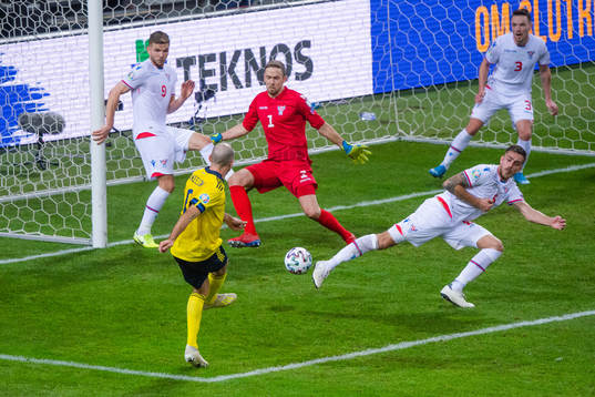 Marcus Danielson of Sweden