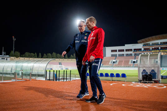 Lars Lagerbäck, head coach of Norway, and Svein Graff,