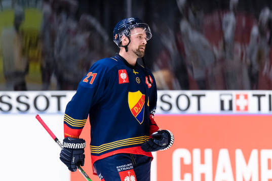 Patrik Berglund of Djurgården looks dejected