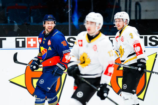 Niclas Bergfors of Djurgården celebrates the 3-1 goal