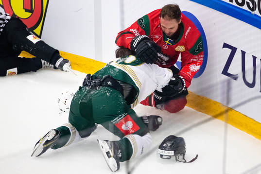 Mats Rosseli Olsen of Frölunda and Sebastian Erixon of