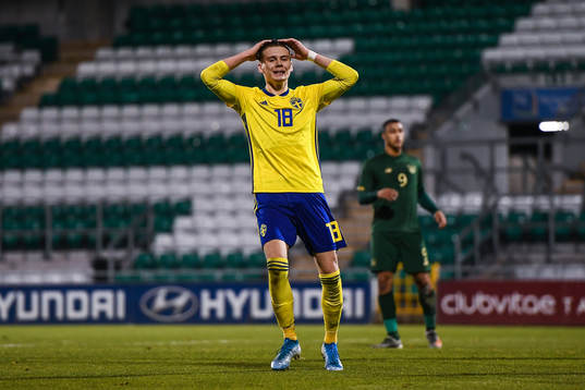 19 November 2019; Jake Larsson of Sweden reacts to a missed