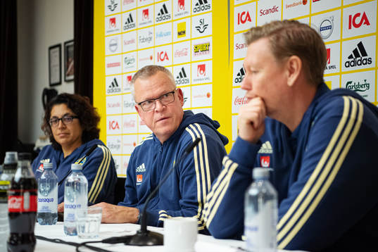 Head coach Janne Andersson and assistant coach Peter