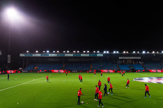 Players of Norway duringwarm up