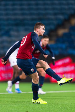 Kristian Thorstvedt of Norway scores 1-3