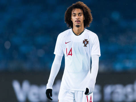 Tomas Tavares of Portugal