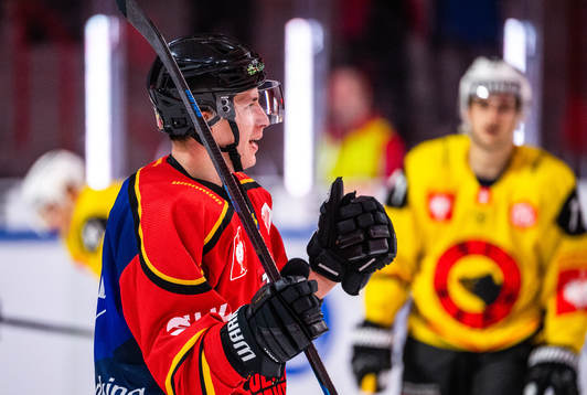 Arttu Ilomäki of Luleå celebrates the 2-1 goal