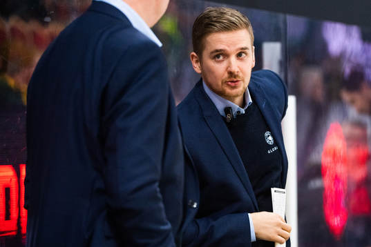Assistant coach Samuel Tilkanen of Bern