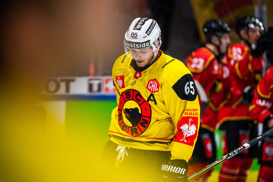 Ramon Untersander of SC Bern looks dejected
