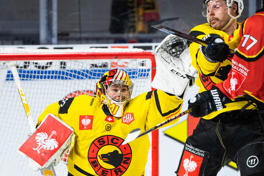 Goalkeeper Pascal Caminada of SC Bern