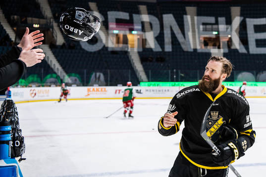s Johan Larsson