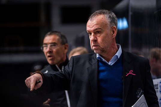 s tränare Bobo Simensen