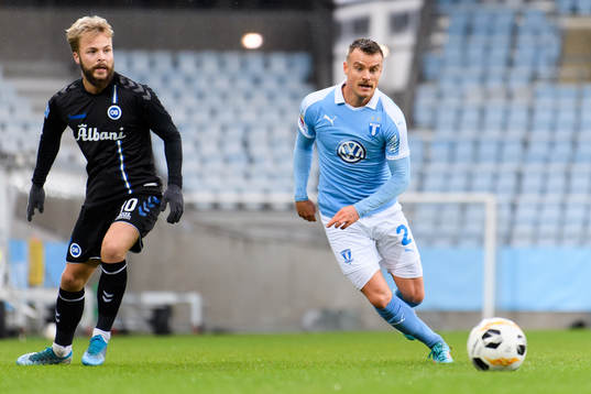 Odenses målvakt Philip Gejl och Malmö FFs Eric Larsson