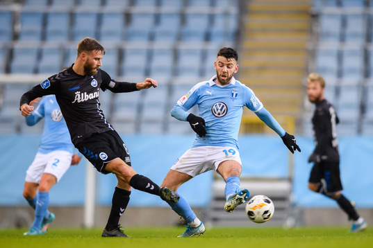 Odenses Janus Mats Drachmann och Malmö FFs Erdal Rakip