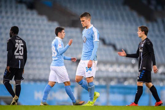 Malmö FFs Pavel Vagic deppar