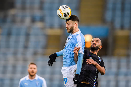 Malmö FFs Erdal Rakip och Odenses Issam Jebali