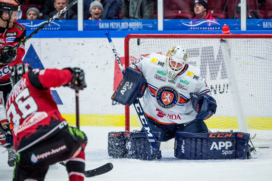 Malmö Redhawks Matias Myttynen gör 4-2 på Växjös