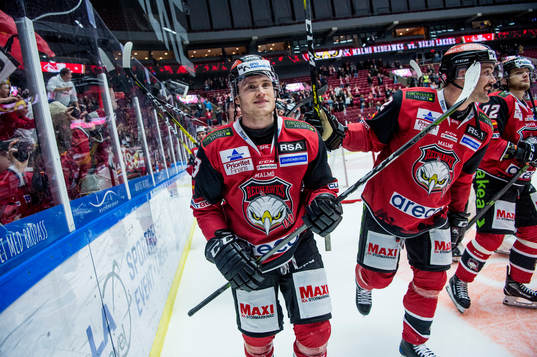 Malmö Redhawks Christoffer Forsberg jublar