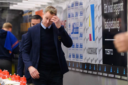 Djurgårdens tränare Robert Ohlsson deppar