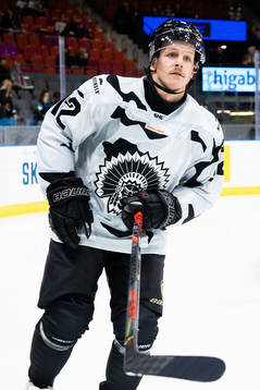 Frölundas Max Friberg innan ishockeymatchen i SHL mellan