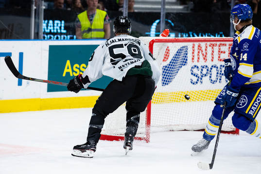 Frölundas Simon Hjalmarsson skjuter 3-0