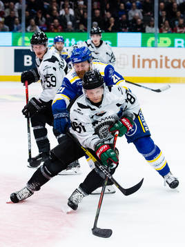 Frölundas Ryan Lasch och Leksands Mattias Ritola