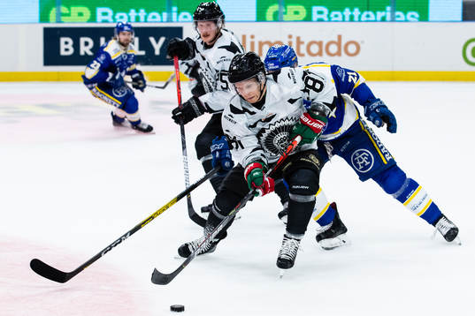 Frölundas Ryan Lasch och Leksands Mattias Ritola