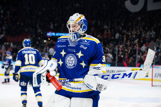 Leksands målvakt Janne Juvonen deppar