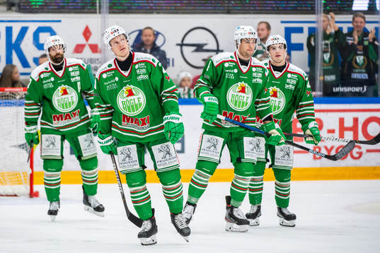 Rögles Anton Bengtsson deppar med lagkamrater
